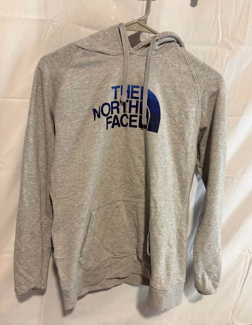 The North Face Half Dome Pullover Hoodie - Women's Grey with Blue Logo - Size M